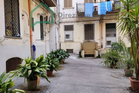 Erhvervsejendom i Naples, Naples, Naples - € 59.000 | Ref: VIA BRINDISI - foto 3