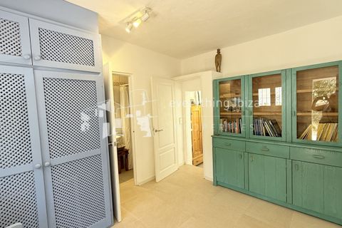 Villa i Cala Tarida, Ibiza, Cala Tarida - € 1.150.000 | Ref: 1834 - foto 12