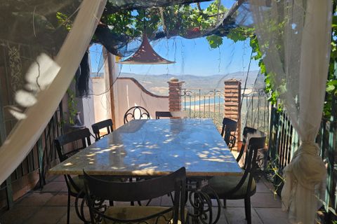 Landejendom i Iznajar, Cordoba, Iznajar - € 495.000 | Ref: el celido - foto 14
