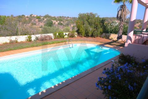 Villa i Estombar, Faro, Estombar - € 1.600.000 | Ref: KWPT-018609 - foto 7