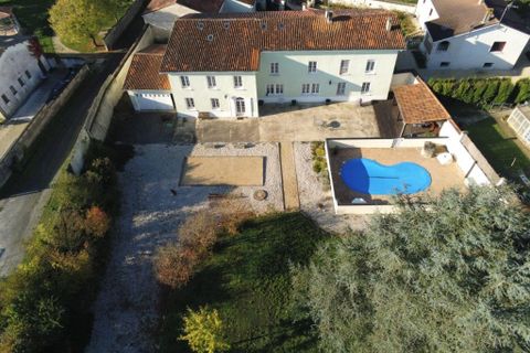 Villa i Aigre, Charente, Aigre - € 442.000 | Ref: r7123 - foto 2