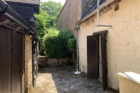 Villa a Hautefort, Dordogne, Hautefort - € 75.000 | Ref: BVI80995 - foto 11