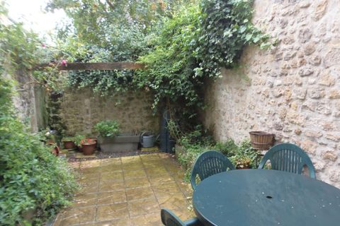 Villa i Pons, Charente-Maritime, Pons - € 150.000 | Ref: YM4172 - foto 1
