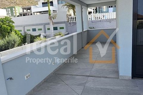Villa a Adeje, Tenerife, Adeje - € 1.850.000 | Ref: 913-V4-G - foto 12