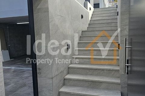 Villa a Adeje, Tenerife, Adeje - € 1.850.000 | Ref: 913-V4-G - foto 18