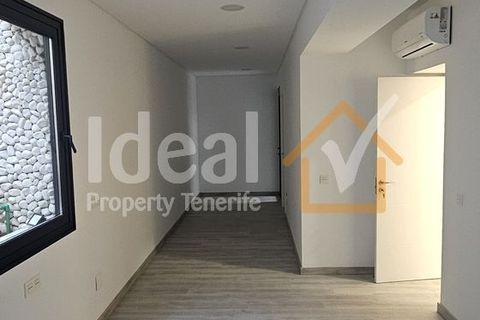 Villa a Adeje, Tenerife, Adeje - € 1.850.000 | Ref: 913-V4-G - foto 19