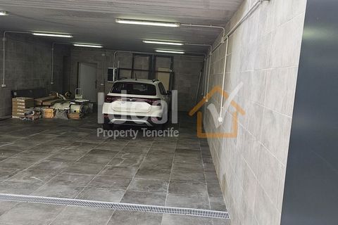 Villa a Adeje, Tenerife, Adeje - € 1.850.000 | Ref: 913-V4-G - foto 21