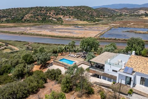 Villa i Silves, Faro, Silves - € 1.200.000 | Ref: EAV-4023 - foto 1