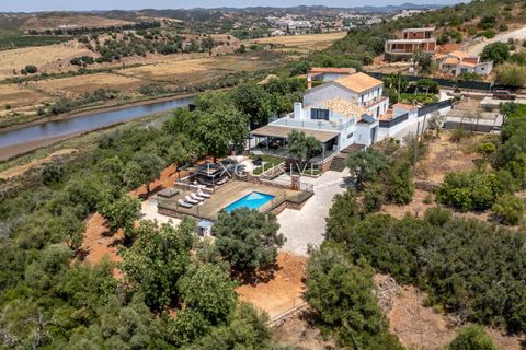 Villa i Silves, Faro, Silves - € 1.200.000 | Ref: EAV-4023 - foto 31