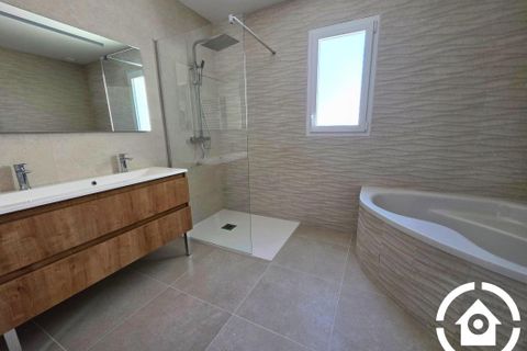 Villa a Chateaubernard, Charente, Chateaubernard - € 299.900 | Ref: getkey_u_480330692 - foto 6