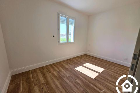 Villa a Chateaubernard, Charente, Chateaubernard - € 299.900 | Ref: getkey_u_480330692 - foto 13