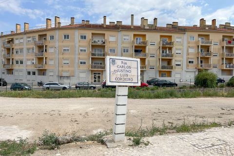 Helårsgrund i Alenquer, Lisbon, Alenquer - € 73.000 | Ref: C0372-00960 - foto 2