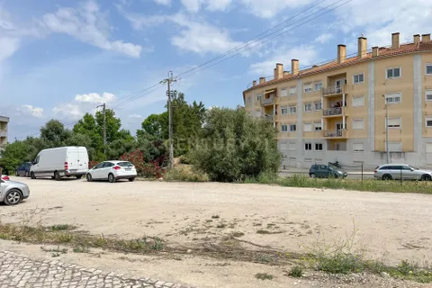 Helårsgrund i Alenquer, Lisbon, Alenquer - € 73.000 | Ref: C0372-00960 - foto 3