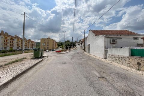 Helårsgrund i Alenquer, Lisbon, Alenquer - € 73.000 | Ref: C0372-00960 - foto 12