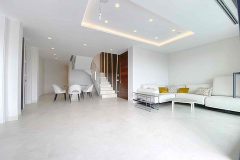 Dúplex a Benidorm, Alicante, Benidorm - € 1.650.000 | Ref: A000511 - foto 2