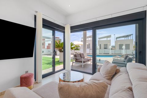 Villa i Villamartin, Alicante, Villamartin - € 759.000 | Ref: 200-4165 - foto 5