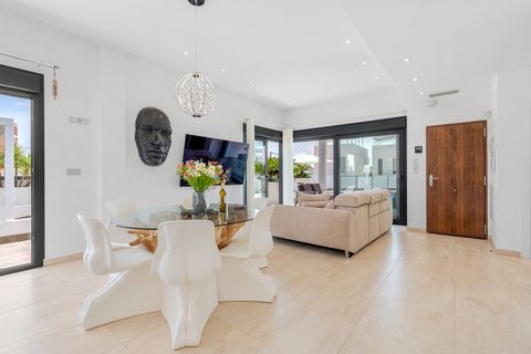 Villa i Villamartin, Alicante, Villamartin - € 759.000 | Ref: 200-4165 - foto 9