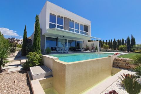 Villa i Finestrat, Alicante, Finestrat - € 1.100.000 | Ref: HO700071 - foto 1
