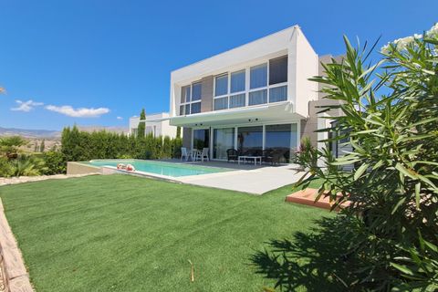 Villa i Finestrat, Alicante, Finestrat - € 1.100.000 | Ref: HO700071 - foto 43