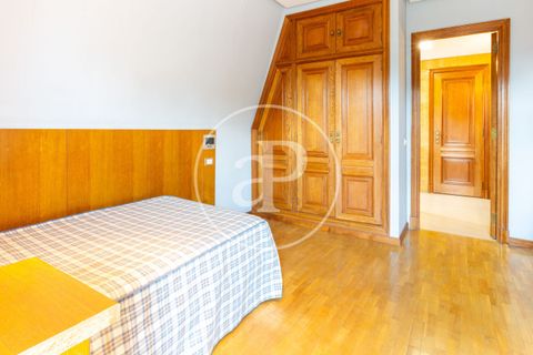 Villa a Godella, Valencia, Godella - € 2.700.000 | Ref: VV2507043 - foto 40