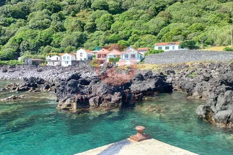 Byhus i Velas, Sao Jorge, Velas - € 280.000 | Ref: M1011 - foto 1