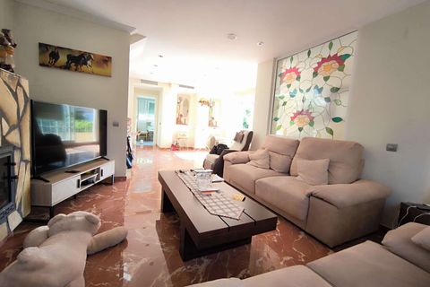 Villa i La Nucia, Alicante, La Nucia - € 530.000 | Ref: TGC-673 - foto 4