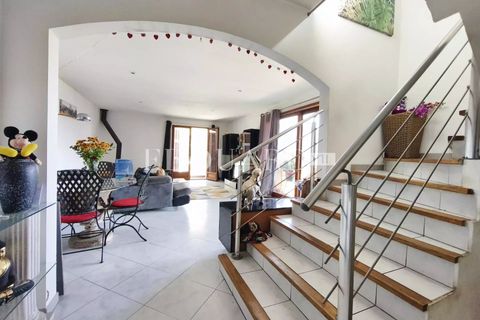 Villa a Sainte-Agnes, Alpes-Maritimes, Sainte-Agnes - € 1.150.000 | Ref: 84335239 - foto 8