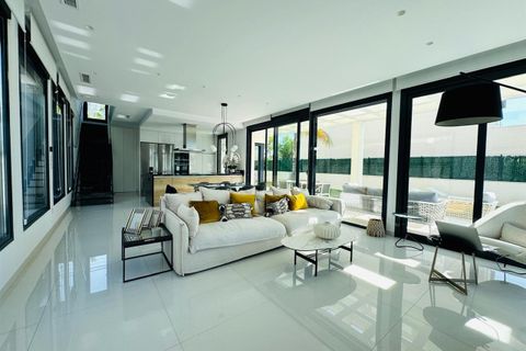 Villa i Finestrat, Alicante, Finestrat - € 1.100.000 | Ref: 1483 - foto 12