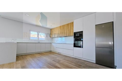 Villa i Mafra, Lisbon, Mafra - € 750.000 | Ref: RF-13-07/2025 - foto 8