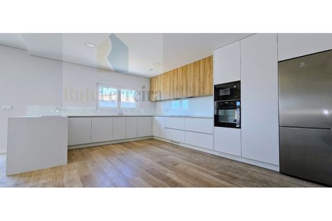 Villa i Mafra, Lisbon, Mafra - € 750.000 | Ref: RF-13-07/2025 - foto 10