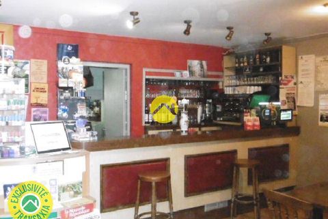 Erhvervsejendom i Ruffec, Indre, Ruffec - € 227.900 | Ref: 82CAL109975 - foto 2