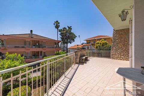 Villa a Vallecrosia, Imperia, Vallecrosia - € 690.000 | Ref: AG-DOM 5232 - foto 9