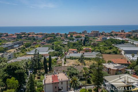 Villa a Vallecrosia, Imperia, Vallecrosia - € 690.000 | Ref: AG-DOM 5232 - foto 42