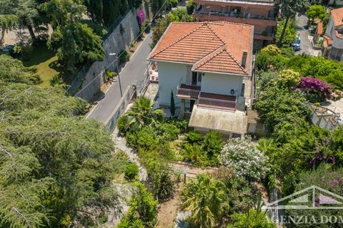 Villa a Vallecrosia, Imperia, Vallecrosia - € 690.000 | Ref: AG-DOM 5232 - foto 45