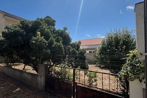 Helårsgrund i Almada, Setubal, Almada - € 150.000 | Ref: 145934 - foto 3