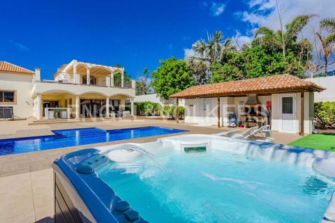 Villa i Adeje, Tenerife, Adeje - € 4.590.000 | Ref: W-02XFBM - foto 7