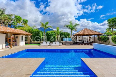 Villa i Adeje, Tenerife, Adeje - € 4.590.000 | Ref: W-02XFBM - foto 8
