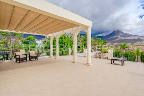 Villa i Adeje, Tenerife, Adeje - € 4.590.000 | Ref: W-02XFBM - foto 28