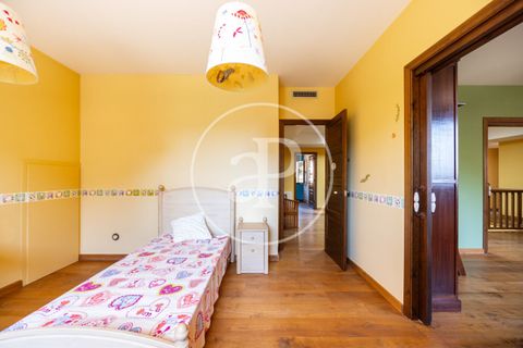 Villa a Argentona, Barcelona, Argentona - € 998.000 | Ref: VBM2510001 - foto 40