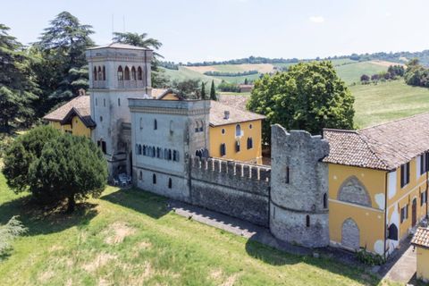Villa i Quattro Castella, Reggio Emilia, Quattro Castella - € 1.495.000 | Ref: CBI129-1110-130496 - foto 1