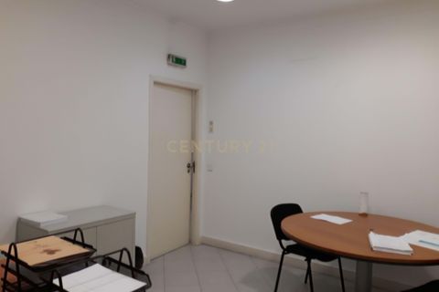 Erhvervsejendom i Alges, Lisbon, Alges - € 590.000 | Ref: C0283-01112 - foto 9
