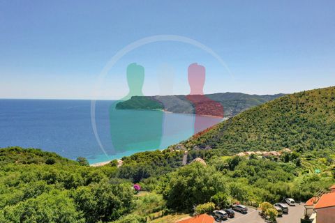 Villa a Bergeggi, Savona, Bergeggi - € 899.000 | Ref: 37401007-Bergeggi - foto 2