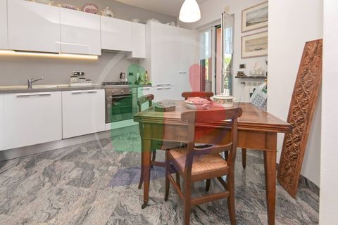 Villa a Bergeggi, Savona, Bergeggi - € 899.000 | Ref: 37401007-Bergeggi - foto 21