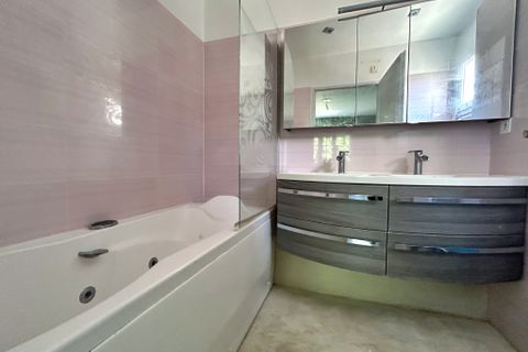 Villa i Marseille, Bouches-du-Rhone, Marseille - € 615.000 | Ref: DVVI10000469 - foto 9