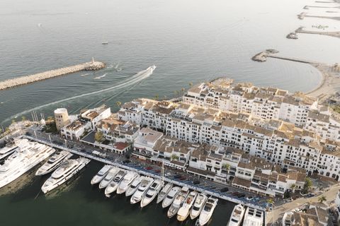 Duplex i Marbella, Malaga, Marbella - € 3.195.000 | Ref: CP08067 - foto 15