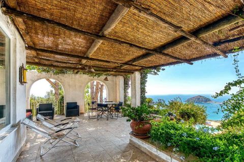 Villa a Ischia, Naples, Ischia - € 2.650.000 | Ref: AV213 - foto 3