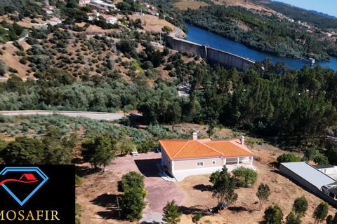 Villa i Abrantes, Santarem, Abrantes - € 500.000 | Ref: 00638 - foto 1