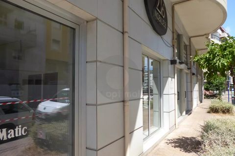 Erhvervsejendom i Menton, Alpes-Maritimes, Menton - € 610.000 | Ref: E15681 - foto 2