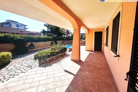 Villa en Camaiore, Lucca, Camaiore - € 1.900.000 | Ref: fdm564 - photo 19