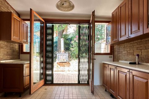 Villa a Pesaro, Pesaro and Urbino, Pesaro - € 580.000 | Ref: VI884 - foto 9
